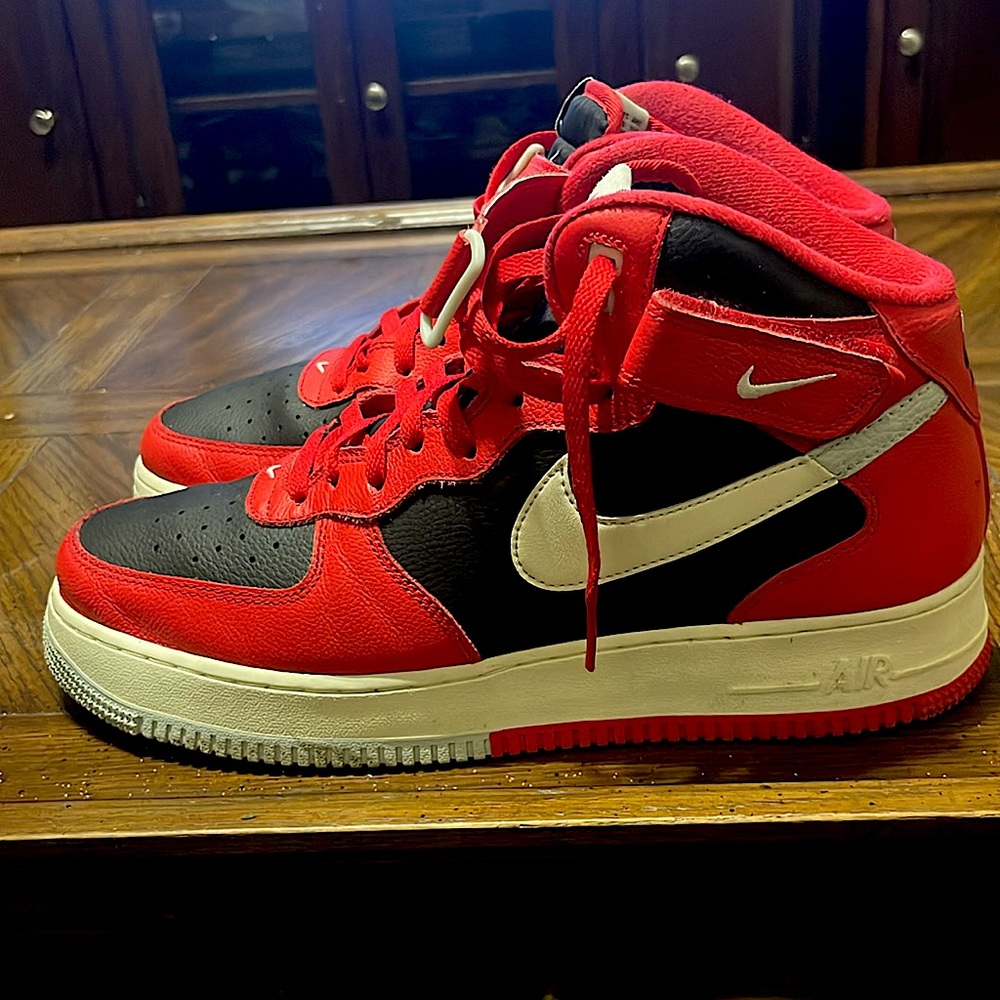 Nike High top Air Force Ones